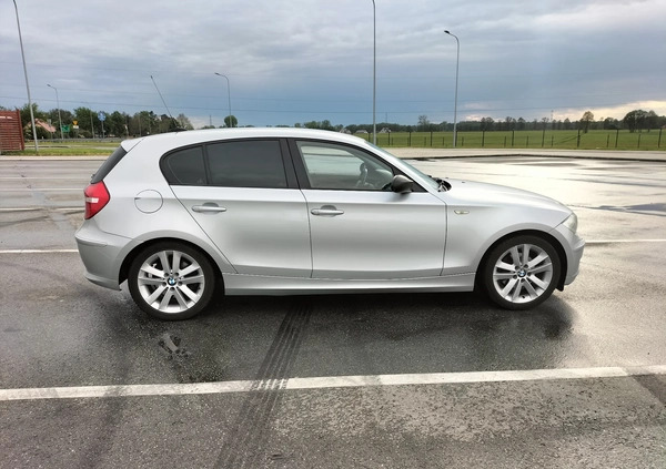 BMW Seria 1 cena 19300 przebieg: 266200, rok produkcji 2007 z Namysłów małe 29